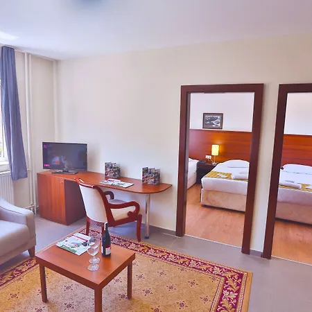 Üdülőközpont The Park 4*