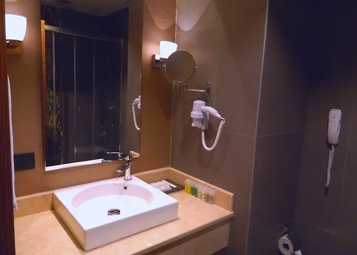 منتجع The Park 4*